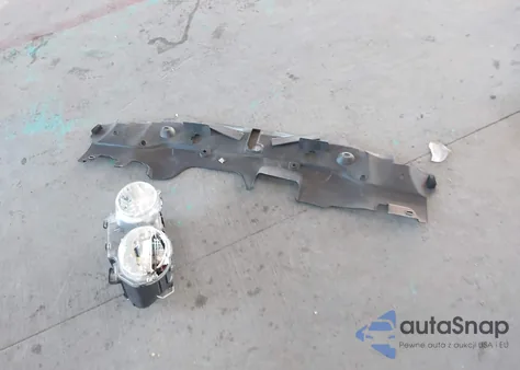 2004 Jaguar Xj Xj8 z USA, uszkodzony, nr VIN SAJWA71CX4SG19003